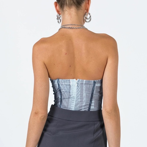 Princess Polly New York Corset Bodysuit Multi | Cityscape Print Bustier Size 4 - Picture 15 of 16